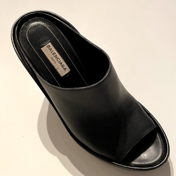 Genuine Balenciaga wedge sandals barely worn. Extremely comfortable. - Picture 2 of 3